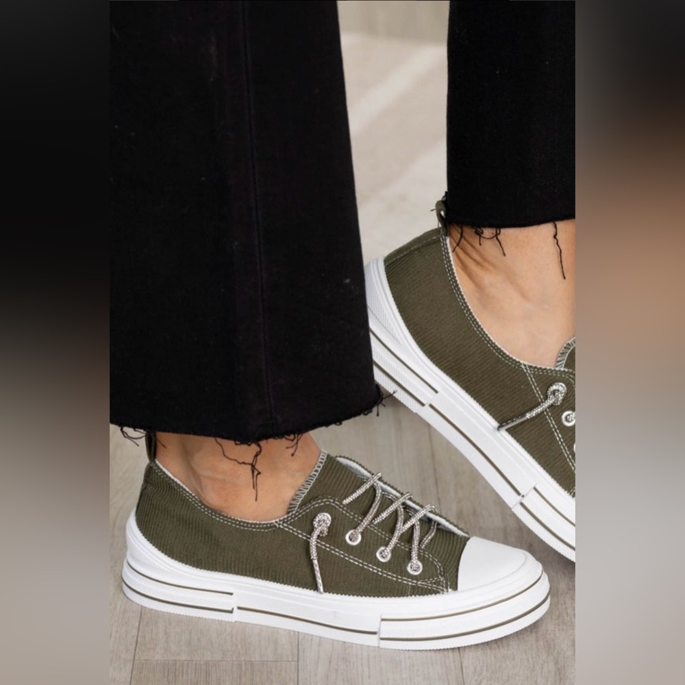 Very G - Olive Green Low Top Canvas Sneakers